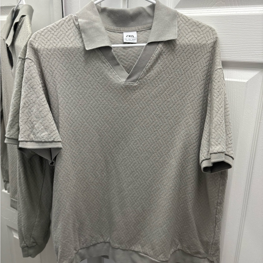 Zara Men's Polo Shirt in Textured Gray
